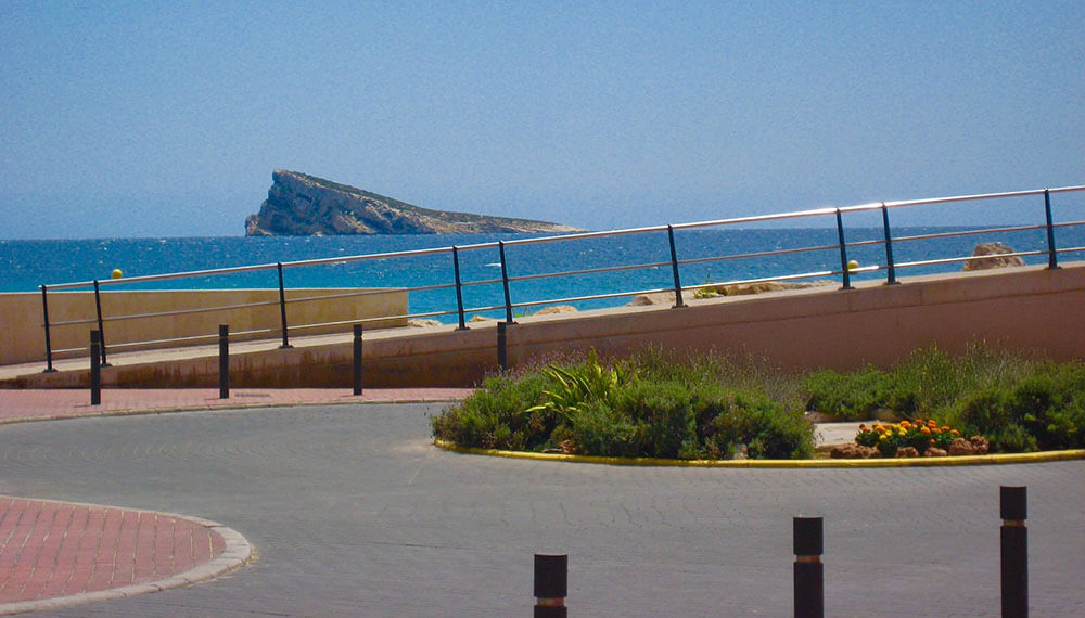 bollards a